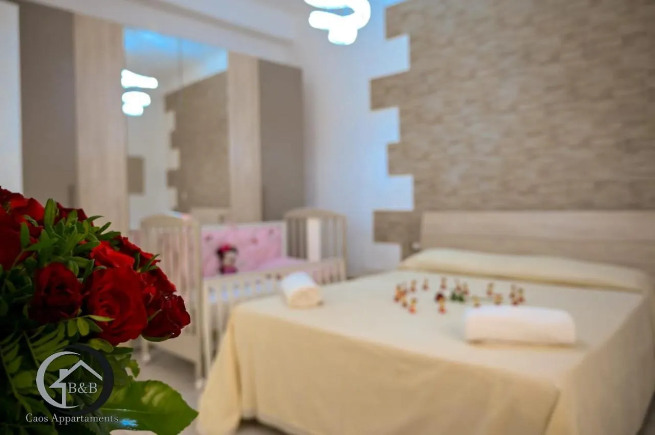 Apartament Caos Bari