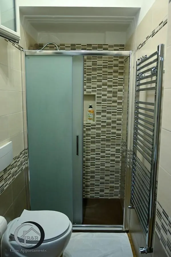 Apartament Caos Bari