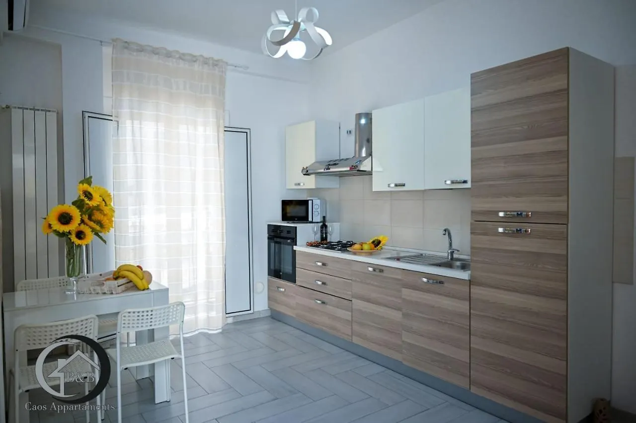 Apartament Caos Bari