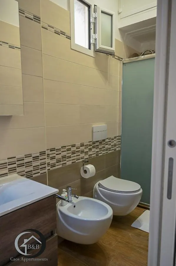 Caos Apartment Bari 0*,  Italy
