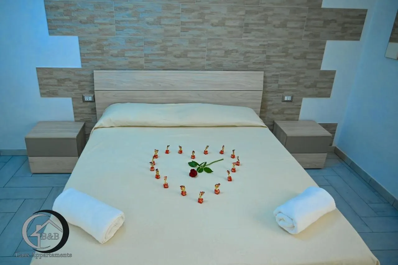 Apartament Caos Bari 0*,